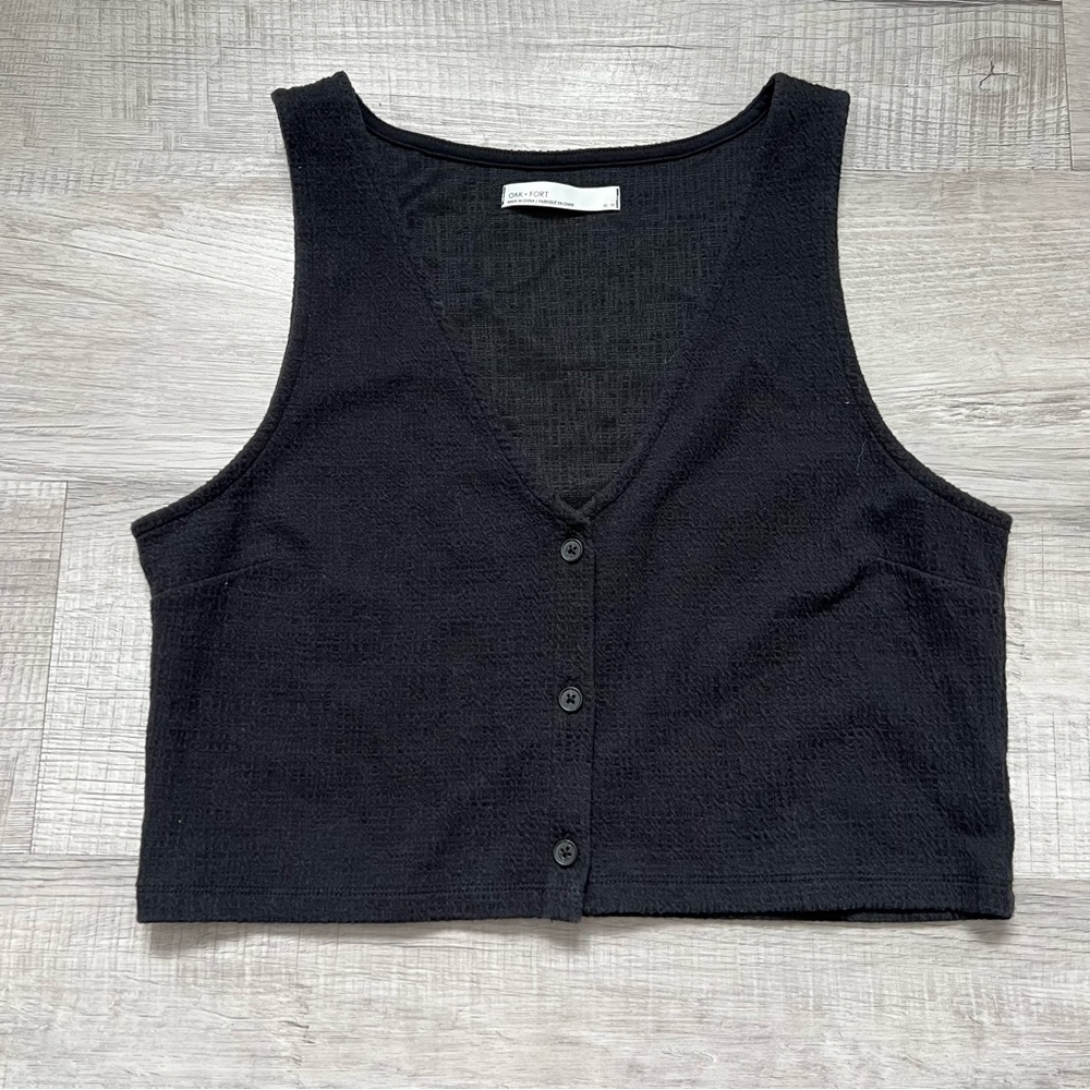 OAK + FORT BUTTON FRONT VEST TANK Gauzy XS Black - Picture 5 of 11